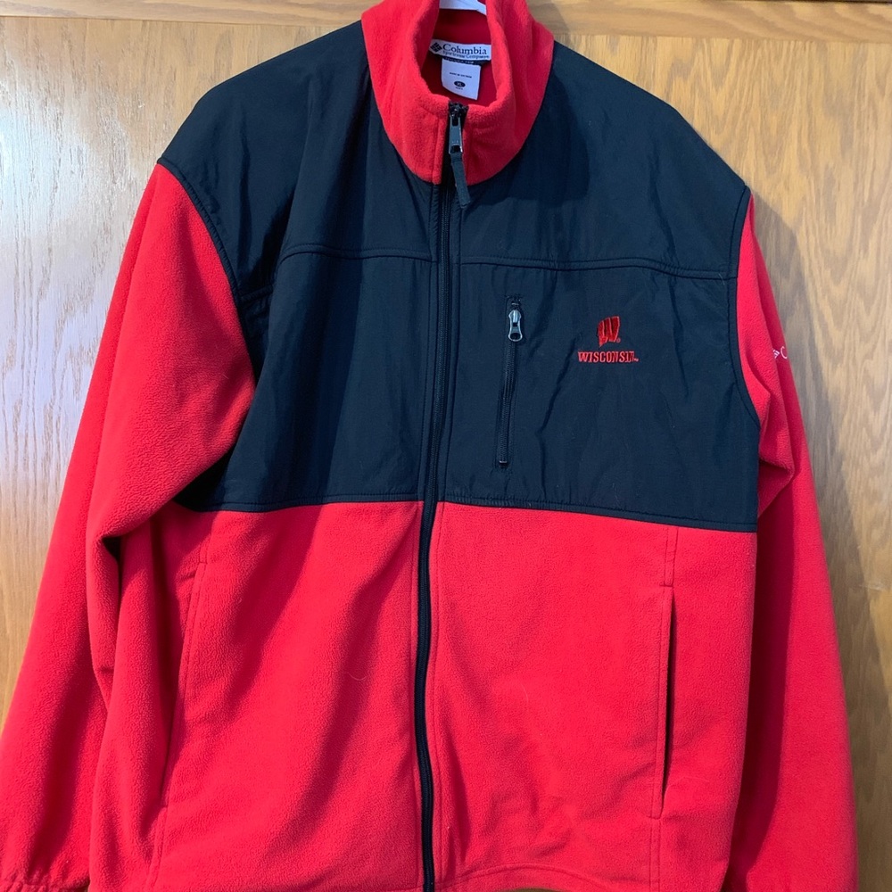 Columbia Wisconsin Badgers Fleece